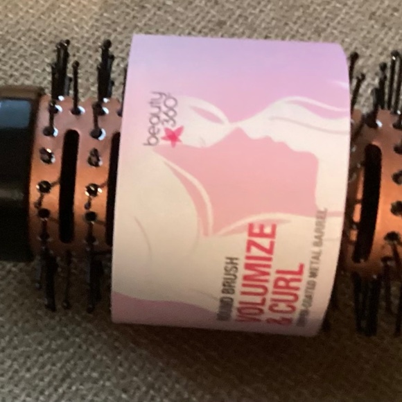 Beauty 360 Volumize and Curl Round Brush New - Picture 5 of 6